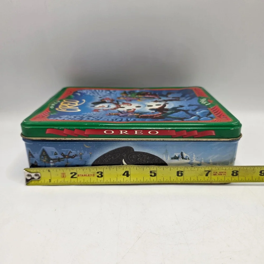 Oreo Cookie Tin 1996 Vintage Winter Snowman Holiday Collectible Metal Storage